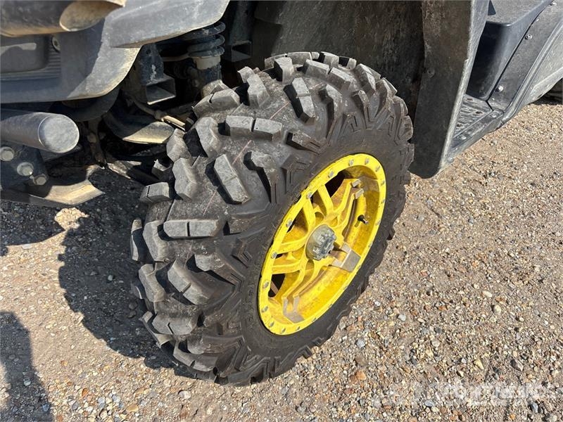 John Deere XUV835M 4x4 Utility Vehicle 다목적 장비