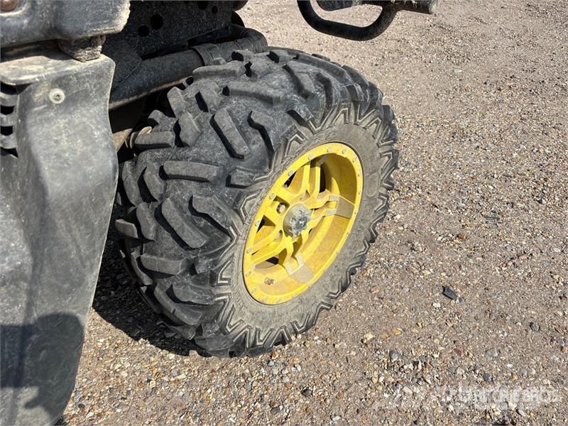John Deere XUV835M 4x4 Utility Vehicle 다목적 장비