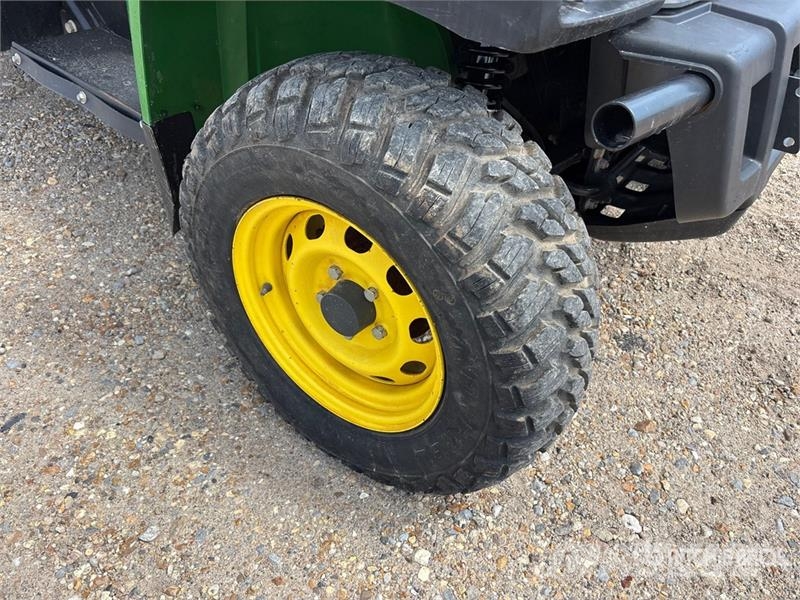 John Deere XUV855MS4 4x4 Utility Vehicle Redskapsbärare