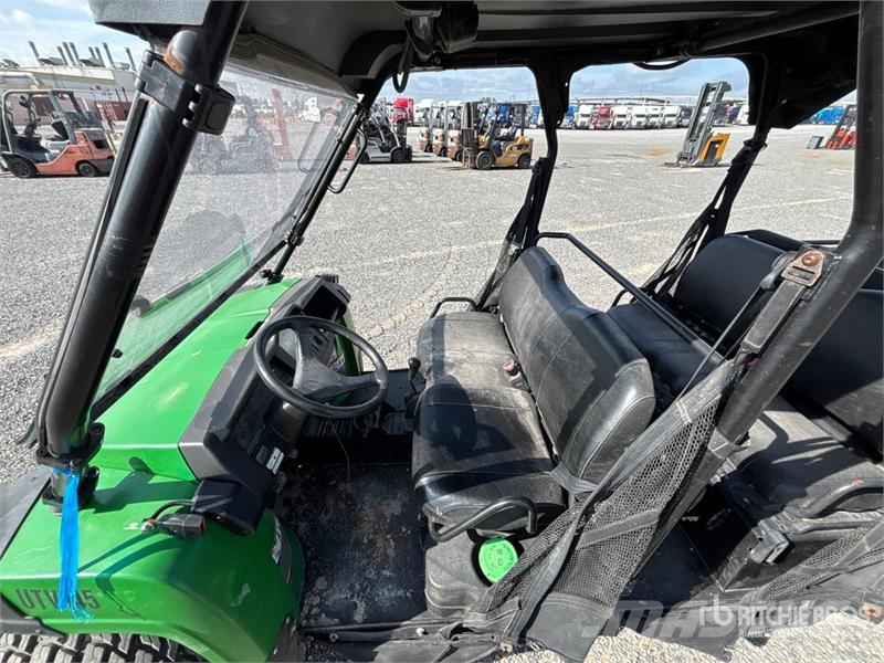 John Deere XUV855MS4 4x4 Utility Vehicle Maquinaria para servicios públicos