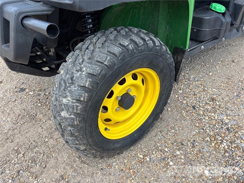 John Deere XUV855MS4 4x4 Utility Vehicle Redskapsbärare
