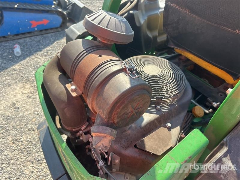 John Deere Z950M Zero-Turn Lawn Mower ركوب الحشائش