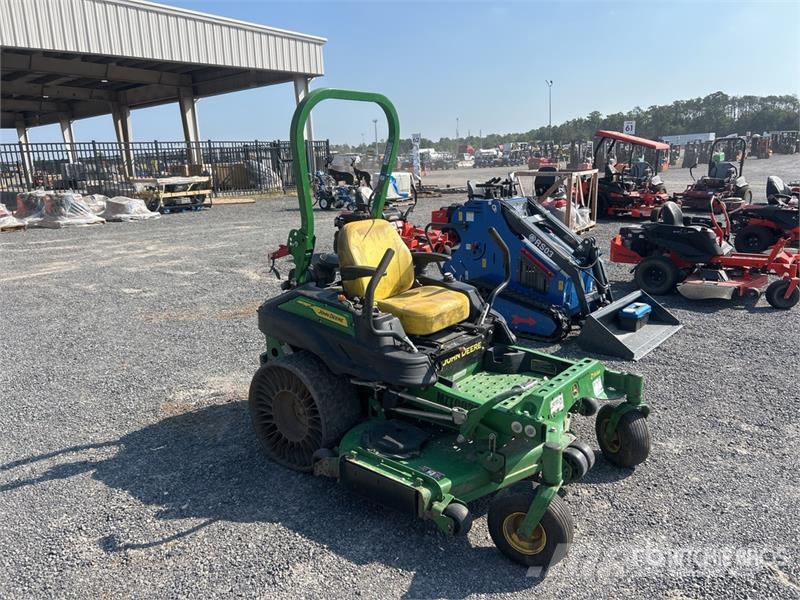 John Deere Z950M Zero-Turn Lawn Mower ركوب الحشائش