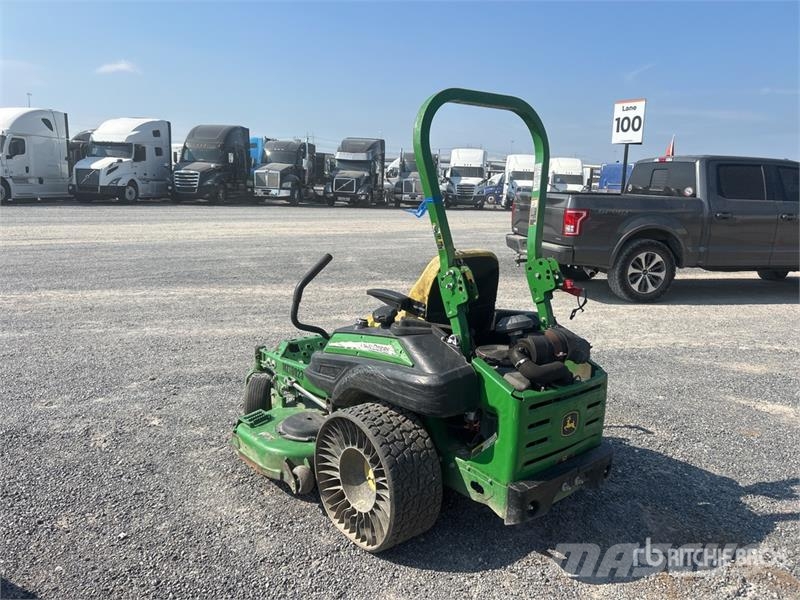 John Deere Z950M Zero-Turn Lawn Mower ركوب الحشائش