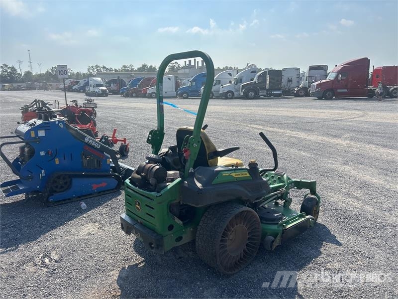 John Deere Z950M Zero-Turn Lawn Mower ركوب الحشائش