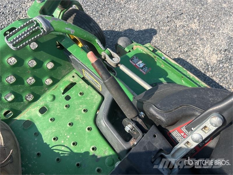 John Deere Z950M Zero-Turn Lawn Mower ركوب الحشائش