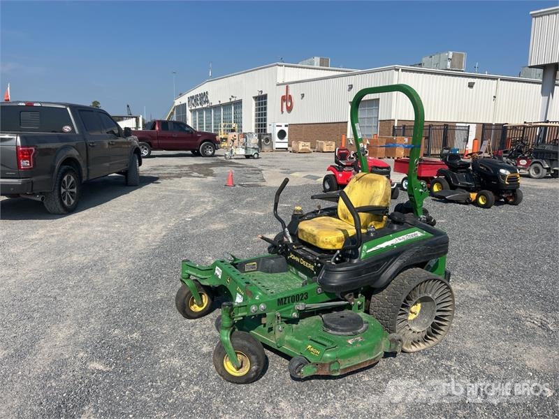 John Deere Z950M Zero-Turn Lawn Mower ركوب الحشائش