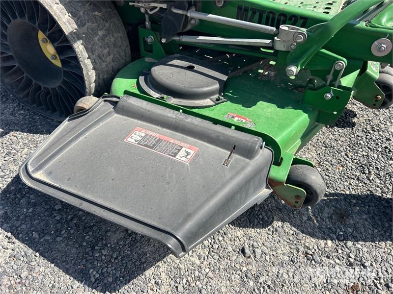 John Deere Z950M ZTrak M Series Zero-Turn Lawn Mower 탑승형 잔디깎기