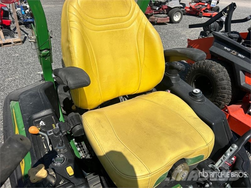 John Deere Z950M ZTrak M Series Zero-Turn Lawn Mower 탑승형 잔디깎기
