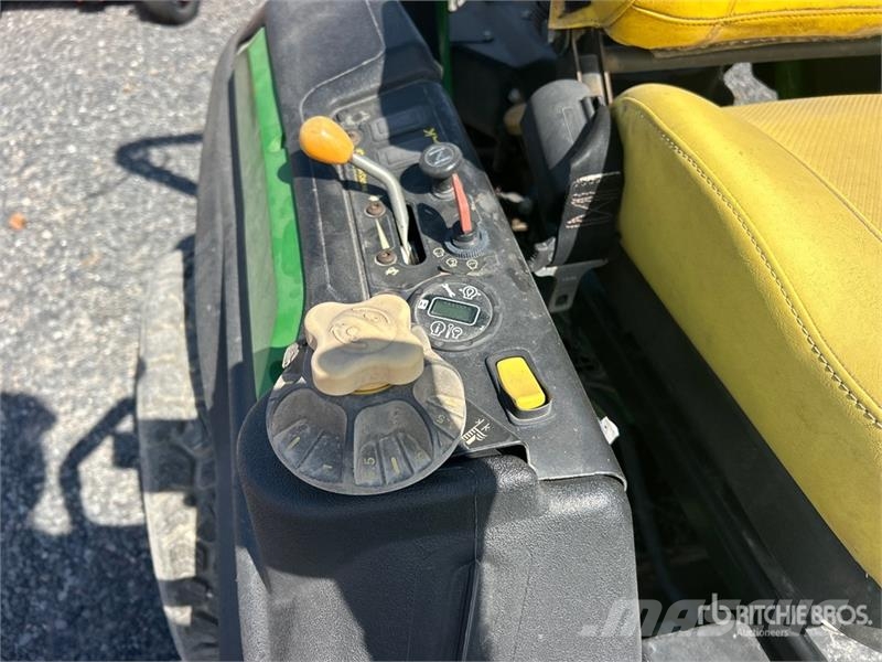 John Deere Z950M ZTrak M Series Zero-Turn Lawn Mower 탑승형 잔디깎기