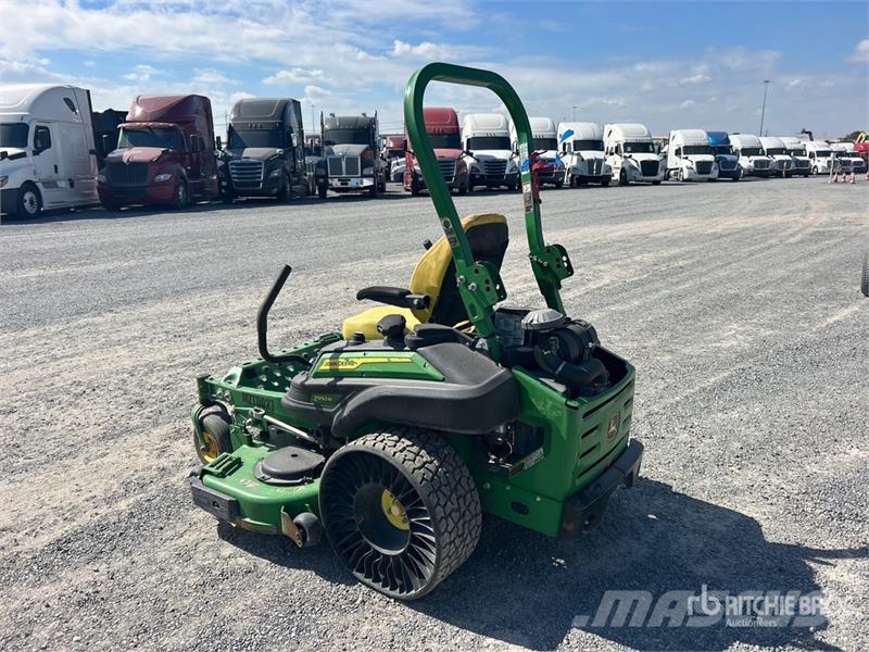 John Deere Z950M ZTrak M Series Zero-Turn Lawn Mower 탑승형 잔디깎기