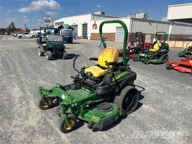 John Deere Z950M ZTrak M Series Zero-Turn Lawn Mower 탑승형 잔디깎기