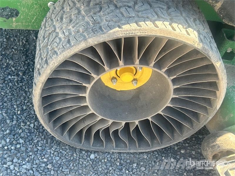 John Deere Z950M ZTrak M Series Ride-On Lawn Mower Sitteklippere