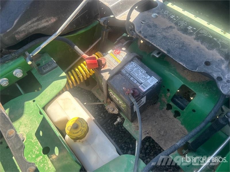 John Deere Z950M ZTrak M Series Ride-On Lawn Mower Sitteklippere