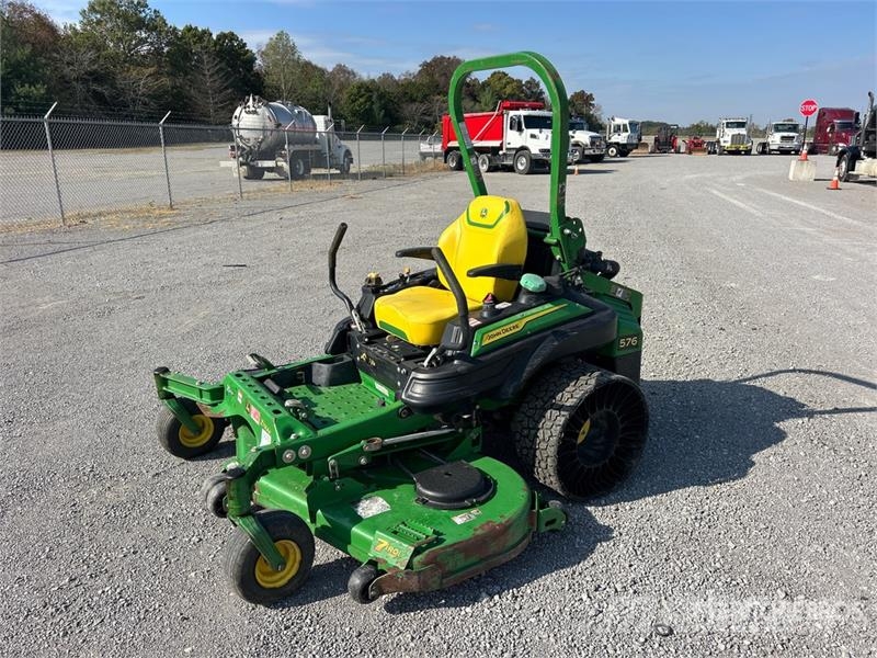 John Deere Z994R Ride-On Lawn Mower Самохідні газонокосарки