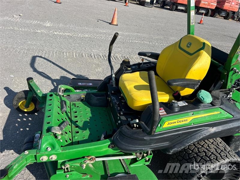 John Deere Z994R Ride-On Lawn Mower Самохідні газонокосарки