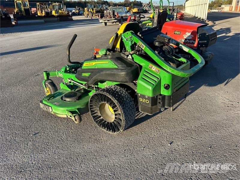 John Deere Z994R Ride-On Lawn Mower 骑乘式割草机