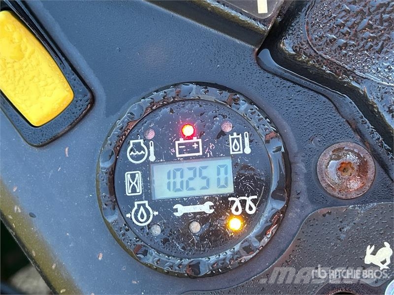 John Deere Z994R Zero-Turn Lawn Mower 탑승형 잔디깎기