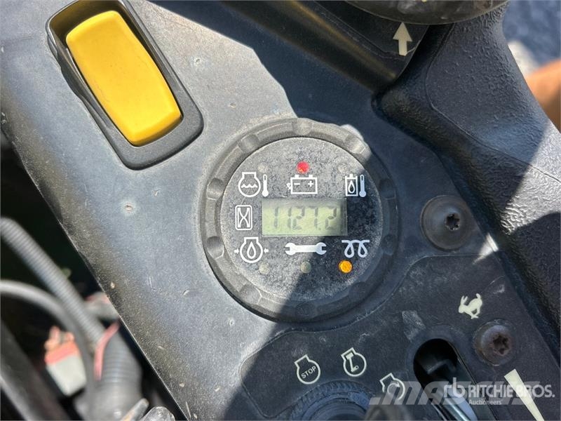 John Deere Z994R ZTrak Zero-Turn Lawn Mower 탑승형 잔디깎기