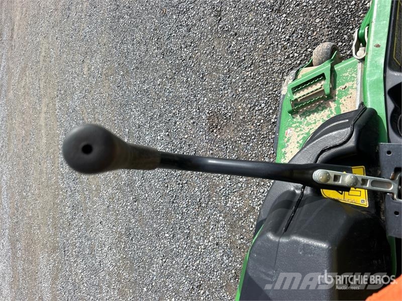 John Deere Z994R ZTrak Zero-Turn Lawn Mower Самоходные газонокосилки