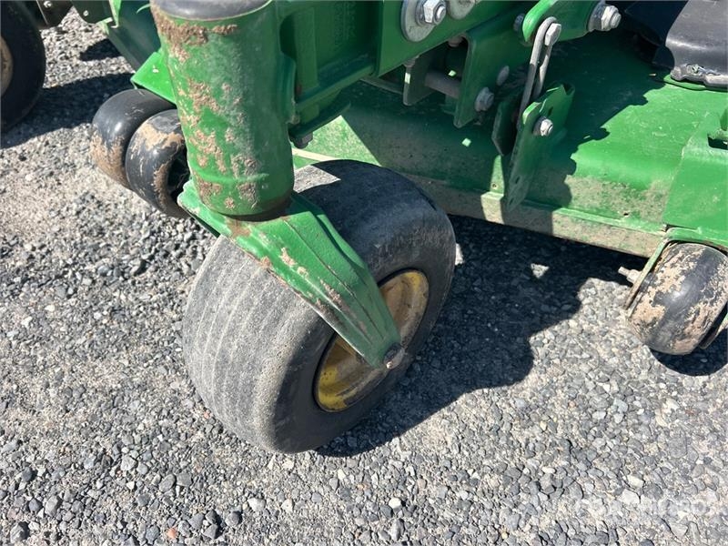 John Deere Z994R ZTrak Zero-Turn Lawn Mower 탑승형 잔디깎기