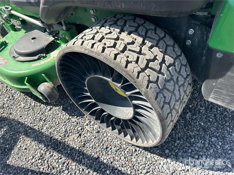 John Deere Z994R ZTrak Zero-Turn Lawn Mower 탑승형 잔디깎기
