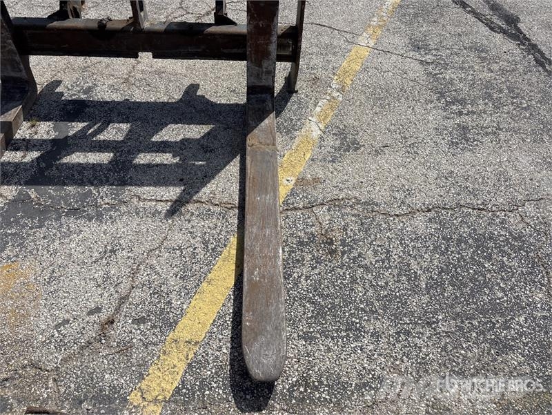JRB 58 in Q/C Wheel Loader Forks - Fits Case 621G Vilice