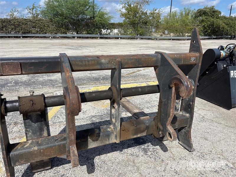 JRB 58 in Q/C Wheel Loader Forks - Fits Case 621G Vilice