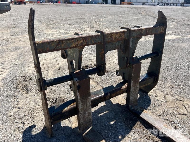 JRB 58 in Q/C Wheel Loader Forks 叉