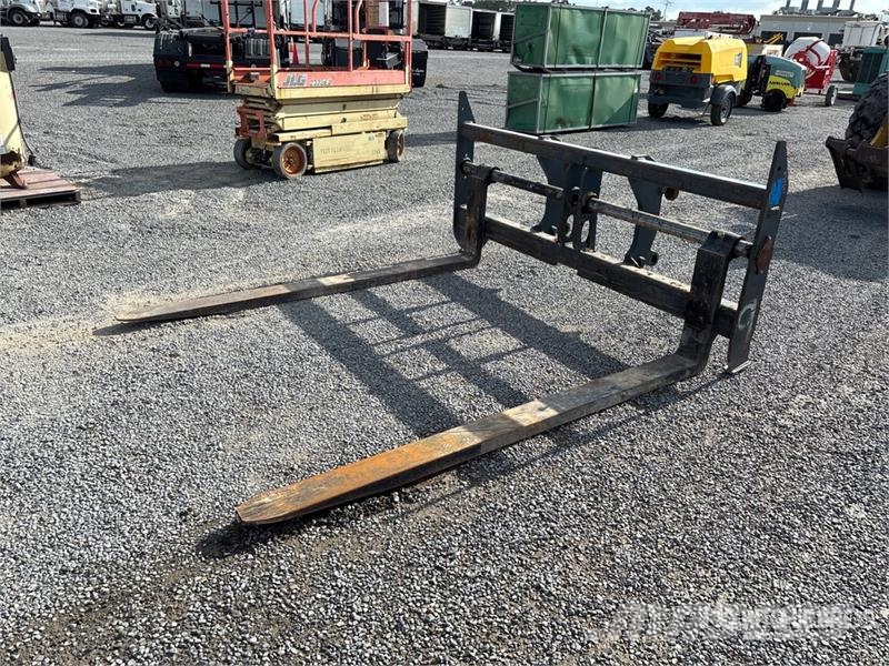 JRB Q/C Wheel Loader Forks - Fits Komatsu WA320 Forks