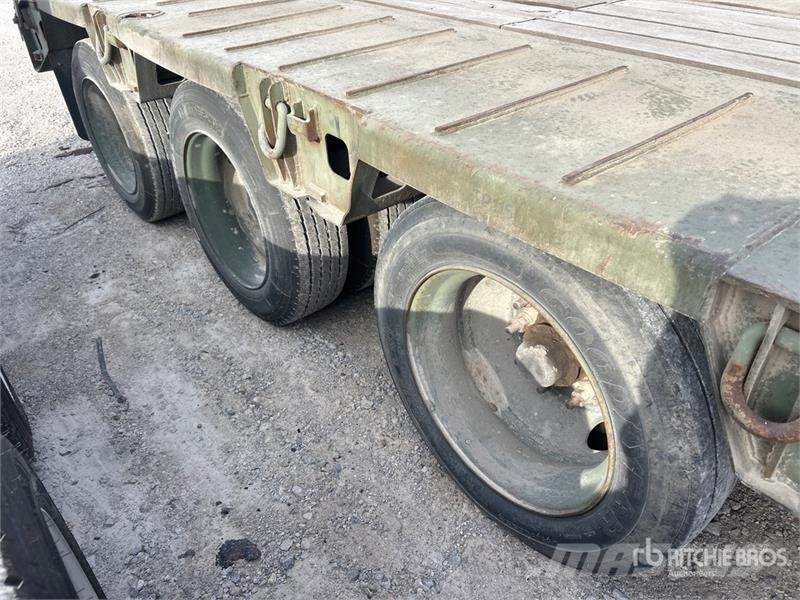 Kalyn 40 ft Tri/A Folding Neck Trailer Zemie treileri
