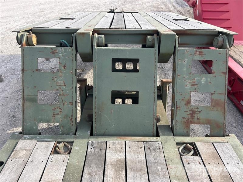 Kalyn 40 ft Tri/A Folding Neck Trailer Zemie treileri