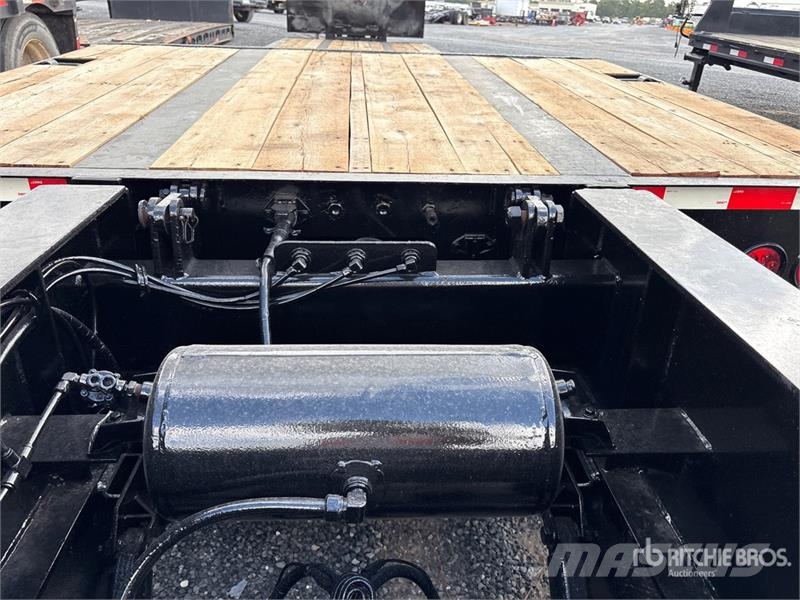 Kalyn Siebert Tri/A Removable Gooseneck Lowboy Trailer Caricatore basso