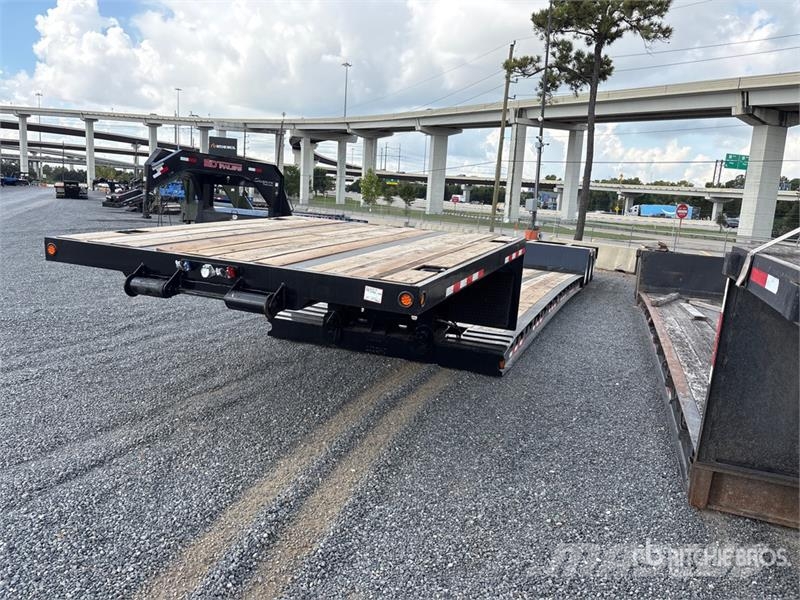 Kalyn Siebert Tri/A Removable Gooseneck Lowboy Trailer Caricatore basso