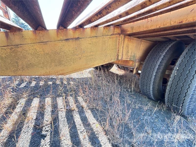 Kaufman 20 ft T/A Equipment Trailer Autonkuljetusperävaunut