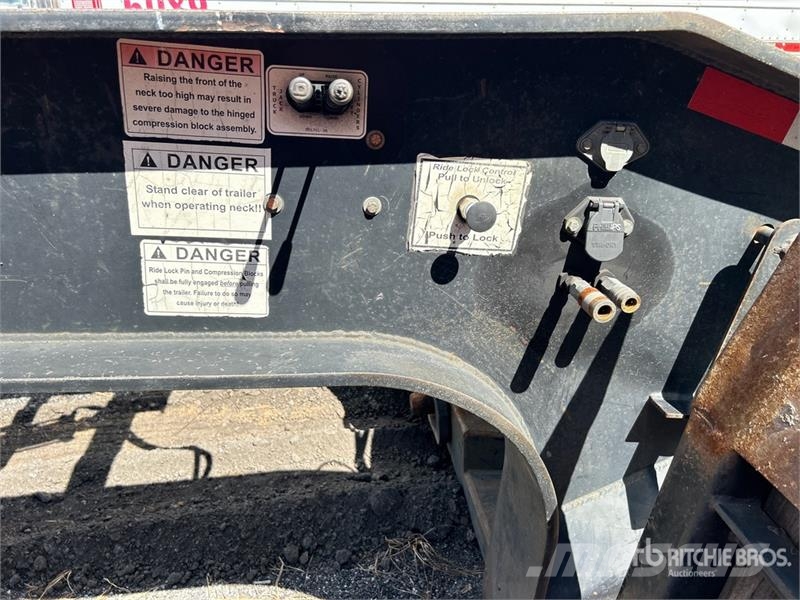 Kaufman DP55 55 ton Tri/A Lowboy Trailer Low loaders
