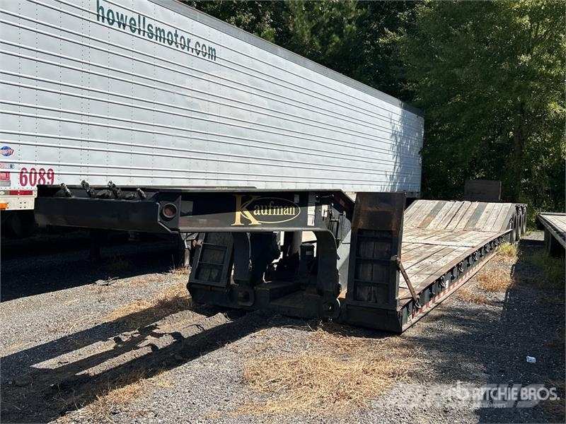 Kaufman DP55 55 ton Tri/A Lowboy Trailer Low loaders