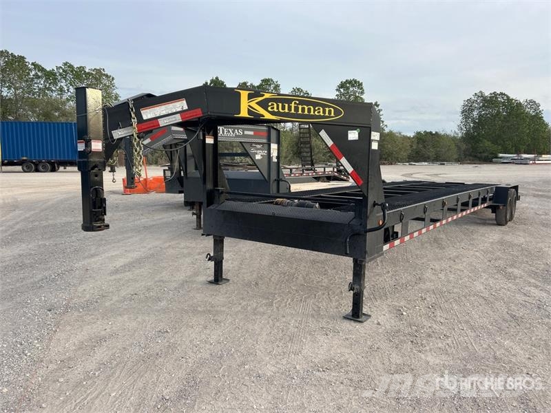 Kaufman FCL-8K-35.5 35 ft T/A Gooseneck Equipment Trailer Auto pārvadāšanas treileri