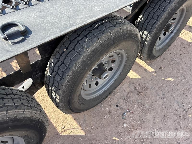 Kaufman Tri/A Open Car Carrier Trailer Autotransportauflieger