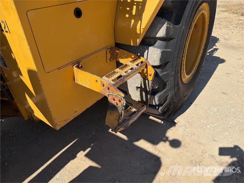 Kawasaki 65ZV Wheel Loader Pale gommate