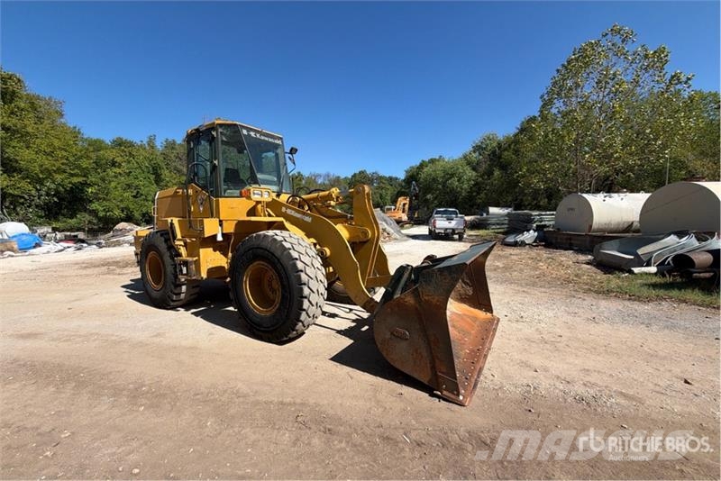 Kawasaki 65ZV Wheel Loader Pale gommate