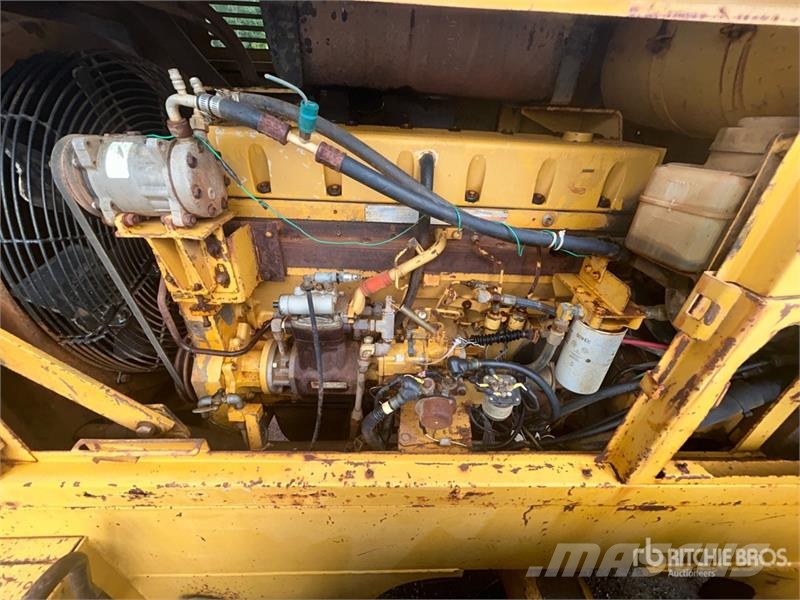 Kawasaki 90Z-III Wheel Loader Chargeuse sur pneus