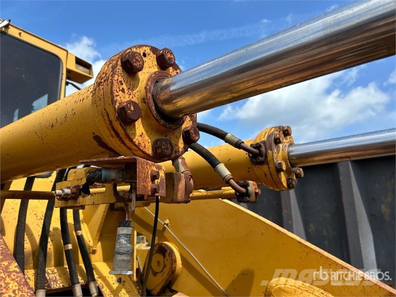 Kawasaki 90Z-III Wheel Loader Chargeuse sur pneus