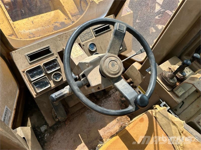 Kawasaki 90Z-III Wheel Loader Chargeuse sur pneus