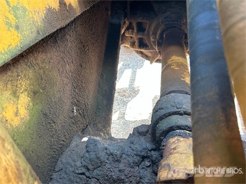 Kawasaki 90Z-III Wheel Loader Chargeuse sur pneus