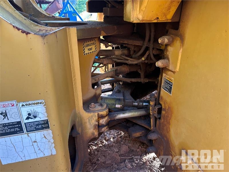 Kawasaki 90ZV Wheel Loader (Inoperable) Chargeuse sur pneus