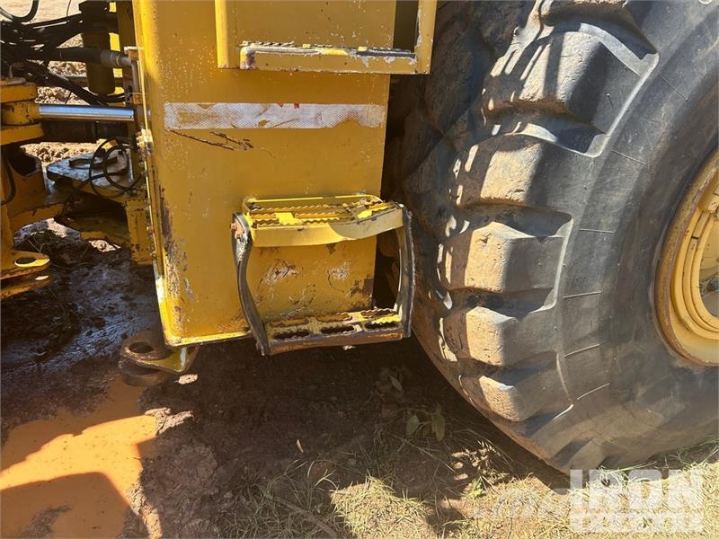 Kawasaki 95Z-V Wheel Loader (Inoperable) Chargeuse sur pneus