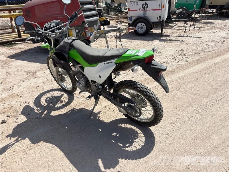 Kawasaki KLX230 233 cc Dual-Sport Bike Auto