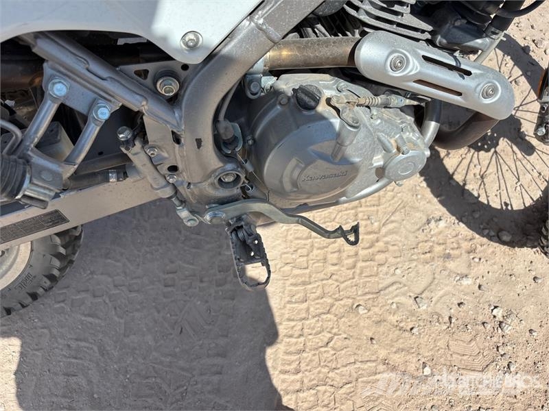 Kawasaki KLX230 233 cc Dual-Sport Bike Auto
