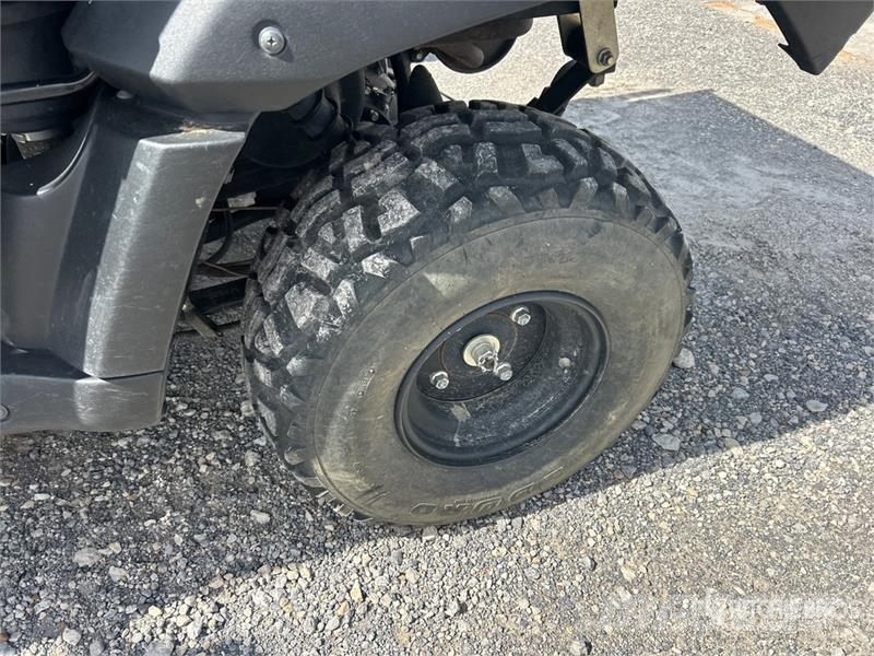 Kawasaki Mule 4010 4x4 Utility Vehicle ماكينات منفعة عامة